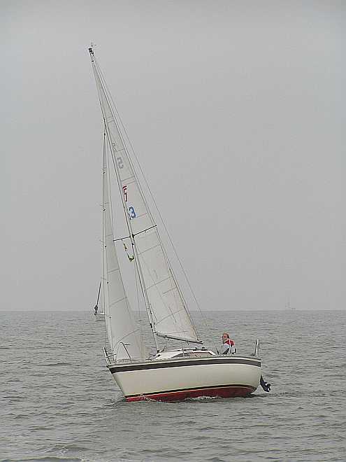 Geke Willems met een Friendship 21